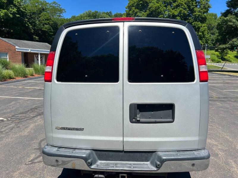 2017 Chevrolet Express 3500