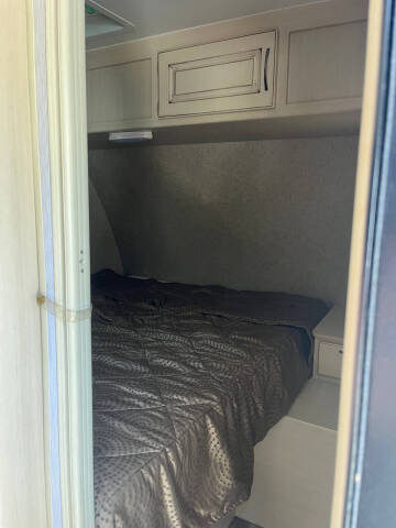 2017 Winnebago Minnie