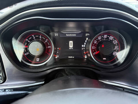 2017 Dodge Challenger SXT