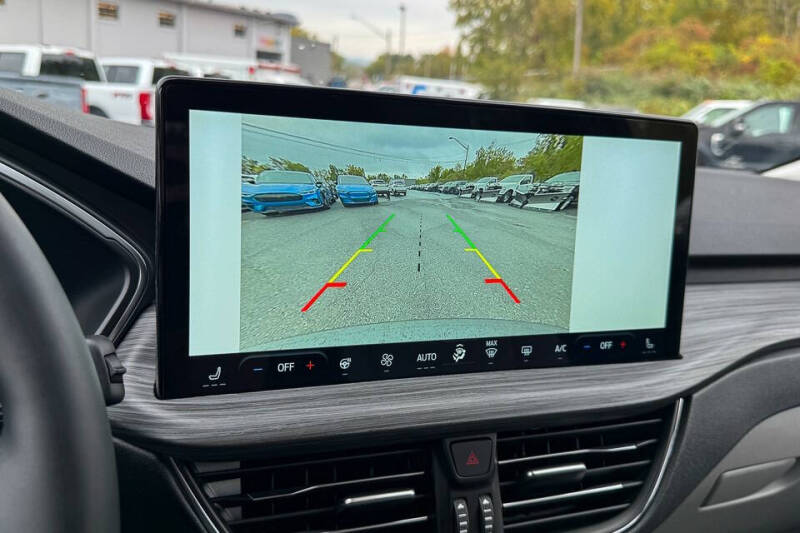 2025 Ford Escape Platinum