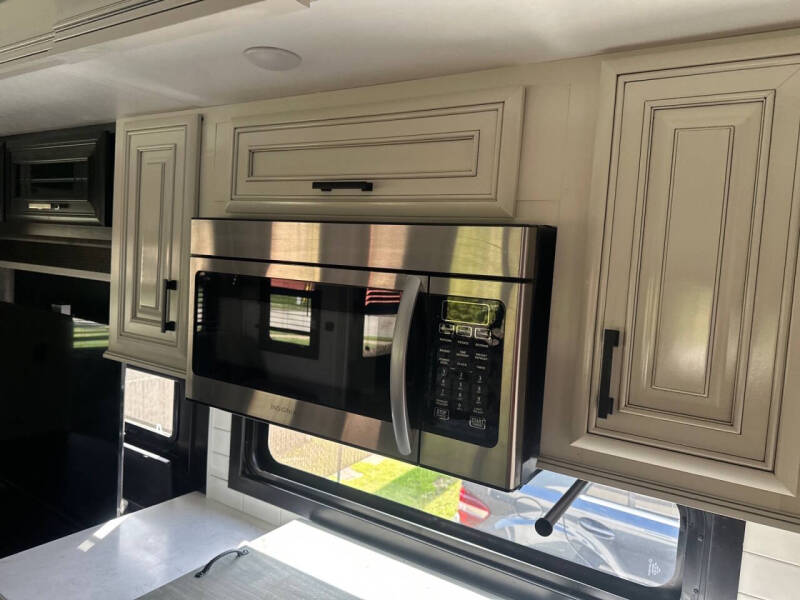 2023 Jayco pinnacle 36 FBTS