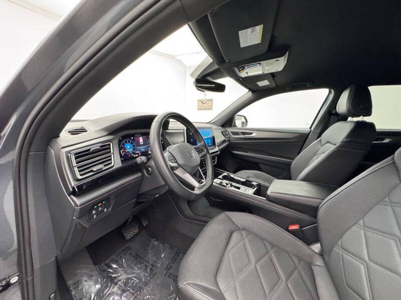 2024 Volkswagen Atlas Cross Sport SE 4Motion