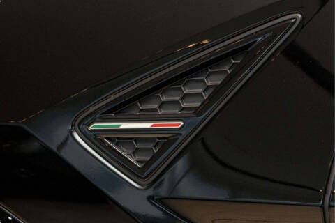 2024 Lamborghini Urus S