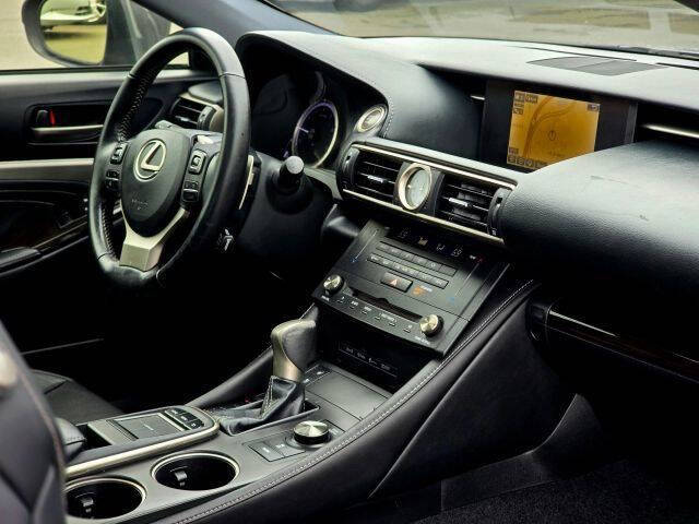 2016 Lexus RC 200t