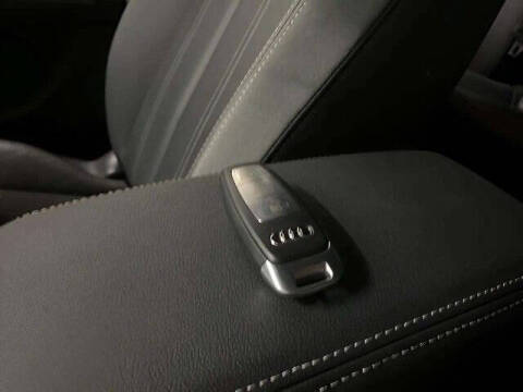 2024 Audi Q4 e-tron quattro Premium 55