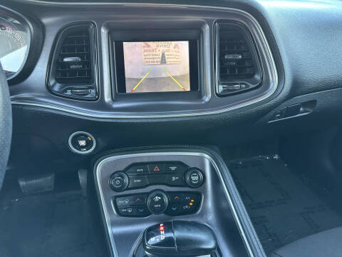 2018 Dodge Challenger SXT