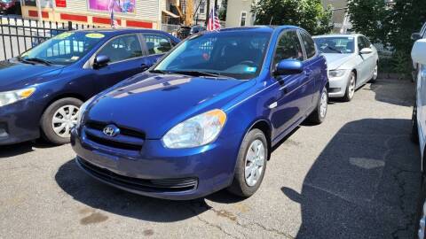 2011 Hyundai Accent for sale at Motor City in Boston MA