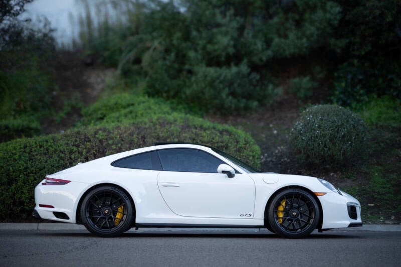 2019 Porsche 911 GTS photo 5