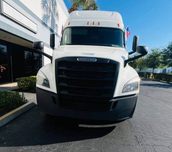 2021 Freightliner Cascadia