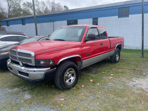 2000 Dodge Ram Pickup 1500 for sale at LAURINBURG AUTO SALES in Laurinburg NC