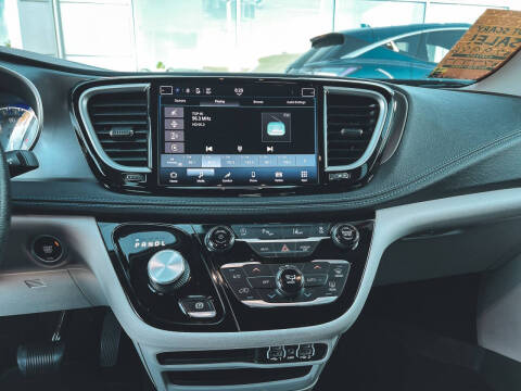 2021 Chrysler Pacifica Touring