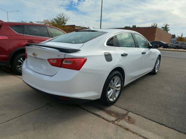 2017 Chevrolet Malibu LT