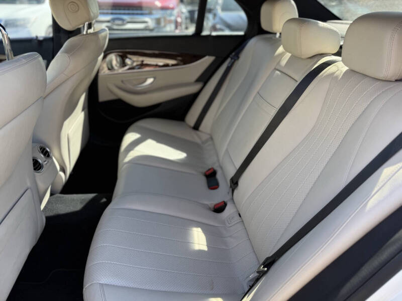 2017 Mercedes-Benz E-Class E 300 4MATIC