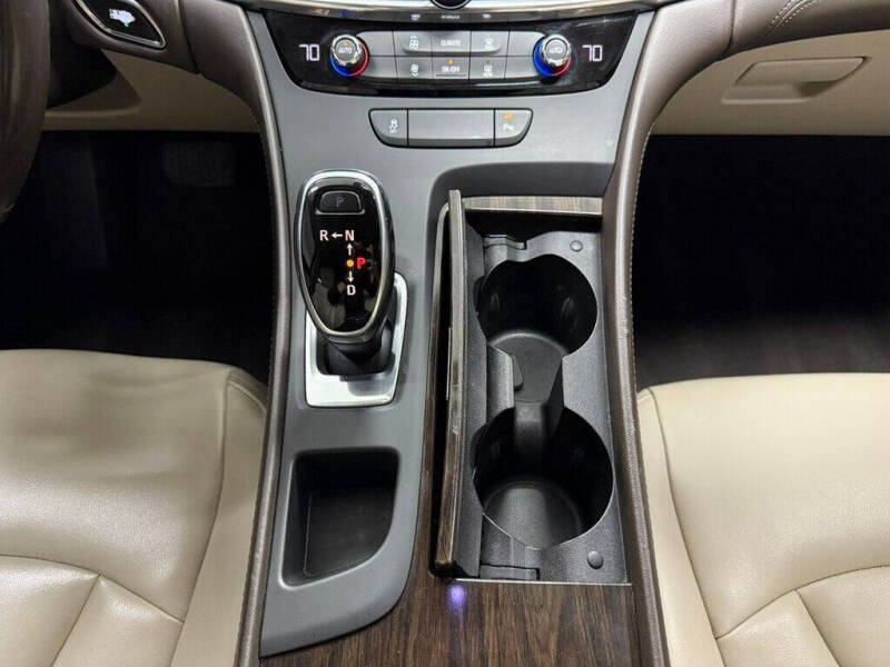 2017 Buick LaCrosse Preferred