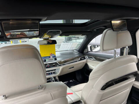 2016 BMW 7 Series 750i xDrive