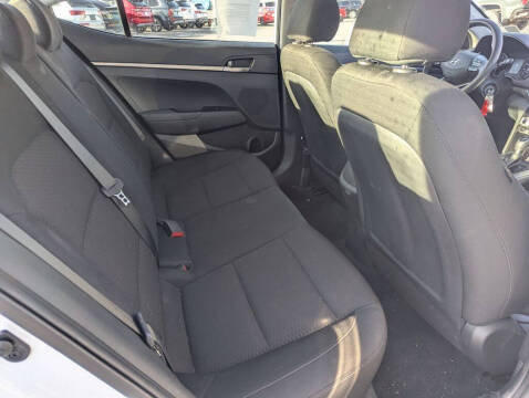 2020 Hyundai Elantra