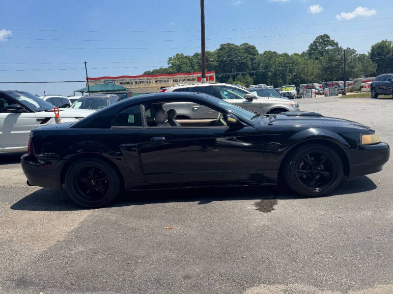 2004 Ford Mustang GT Deluxe