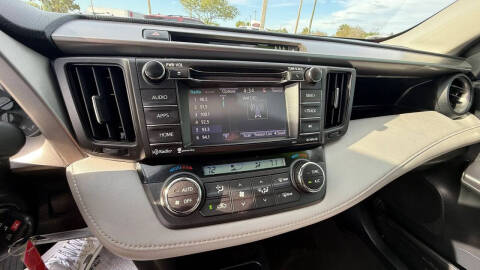 2017 Toyota RAV4 XLE
