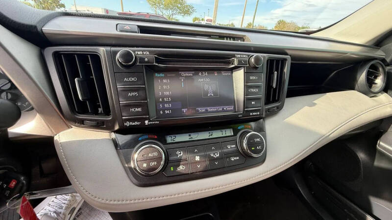 2017 Toyota RAV4 XLE