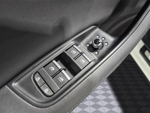 2023 Audi Q7 quattro Premium Plus 55 TFSI