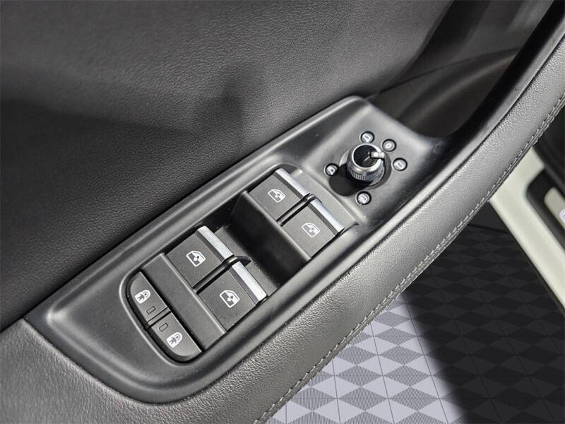 2023 Audi Q7 quattro Premium Plus 55 TFSI