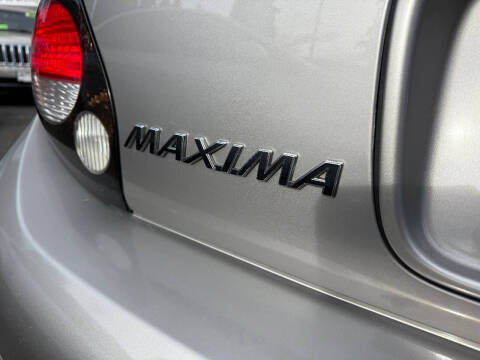 2001 Nissan Maxima SE