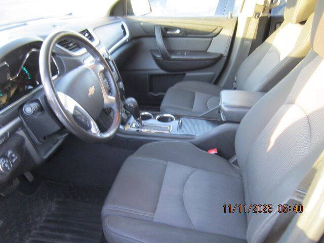 2017 Chevrolet Traverse LT