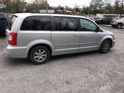 2011 Chrysler Town and Country for sale at J & J Autoville Inc. in Roanoke VA