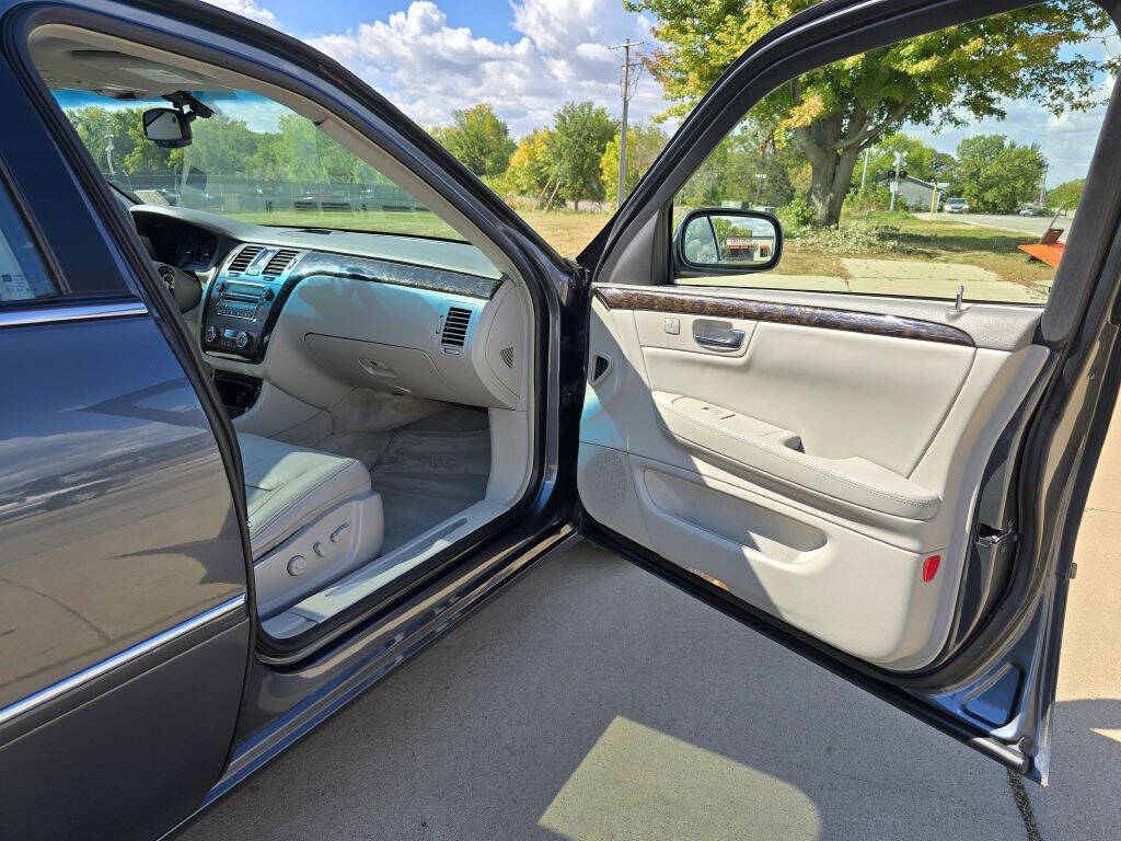 2010 Cadillac DTS for sale at Bigfoot Auto in Hiawatha, IA