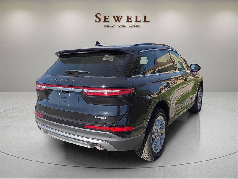 2026 Lincoln Corsair Premiere