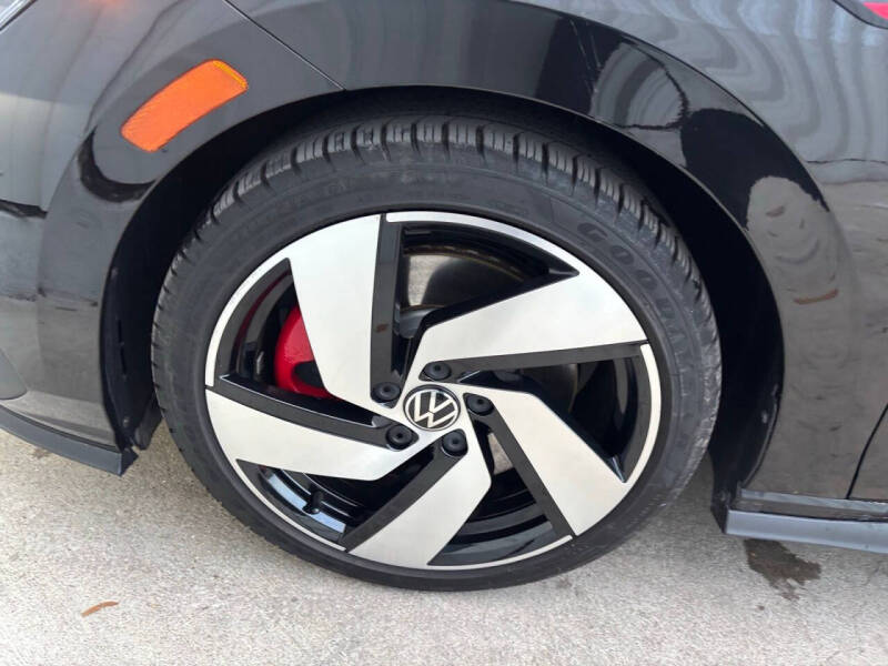 2024 Volkswagen Golf GTI S