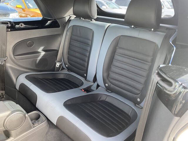 2013 Volkswagen Beetle Convertible