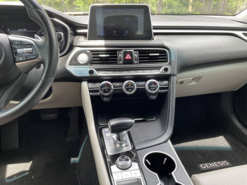2020 Genesis G70