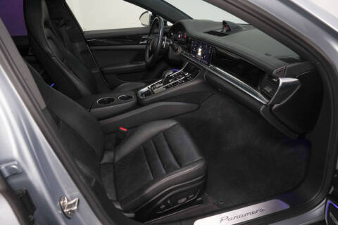 2022 Porsche Panamera Platinum Edition