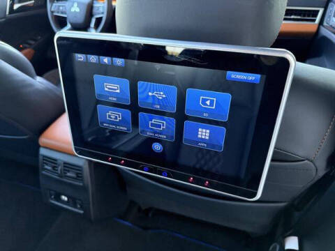 2023 Mitsubishi Outlander PHEV SEL