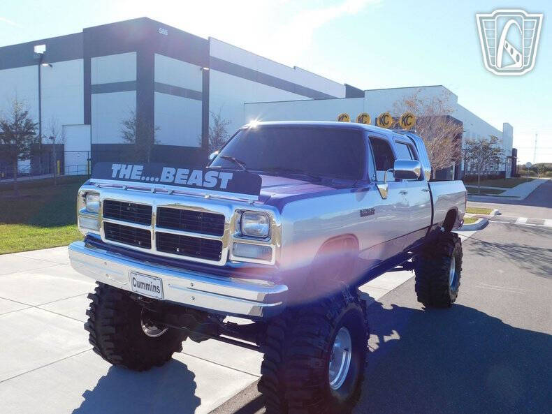 1985 Dodge RAM 350