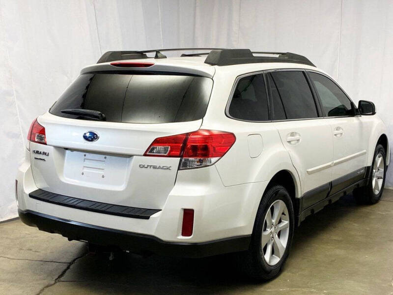 2013 Subaru Outback 2.5i Limited