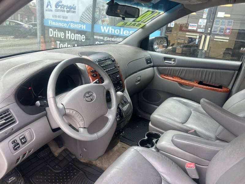 2010 Toyota Sienna XLE Limited