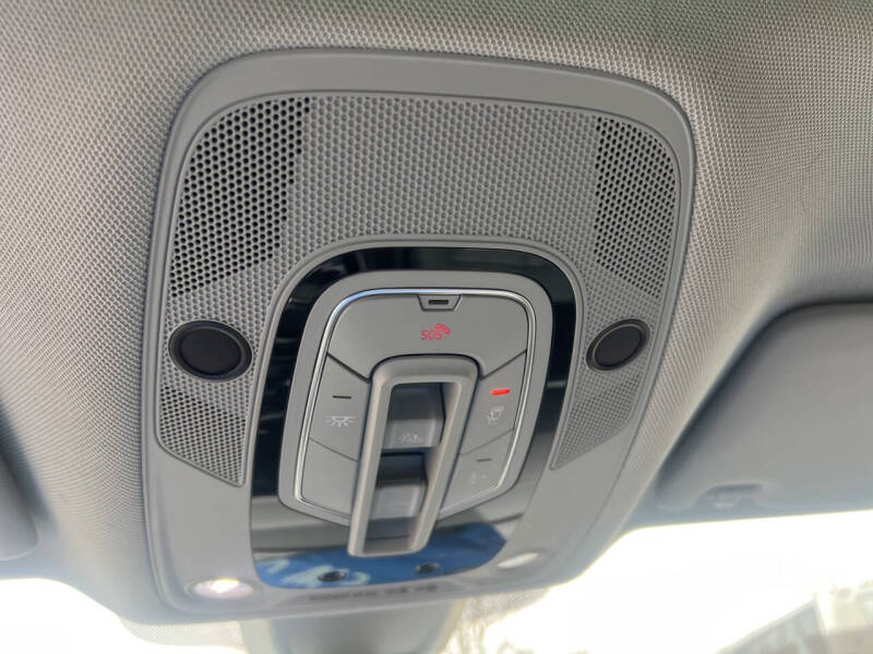 2022 Audi Q5 quattro S line Prem Plus 45 TFSI