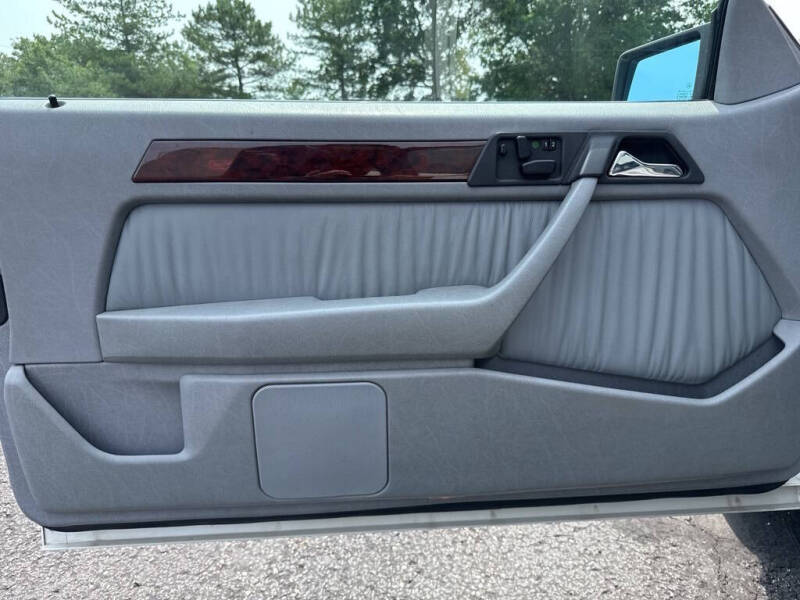 1995 Mercedes-Benz E-Class E 320