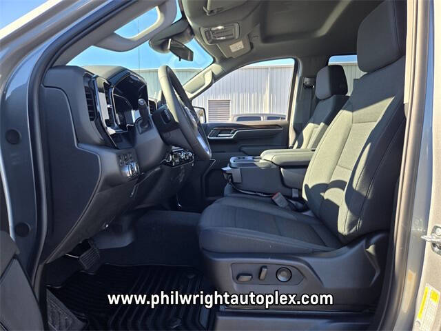 2026 GMC Sierra 1500 Elevation Standard