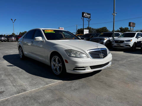 2013 Mercedes-Benz S-Class S 550
