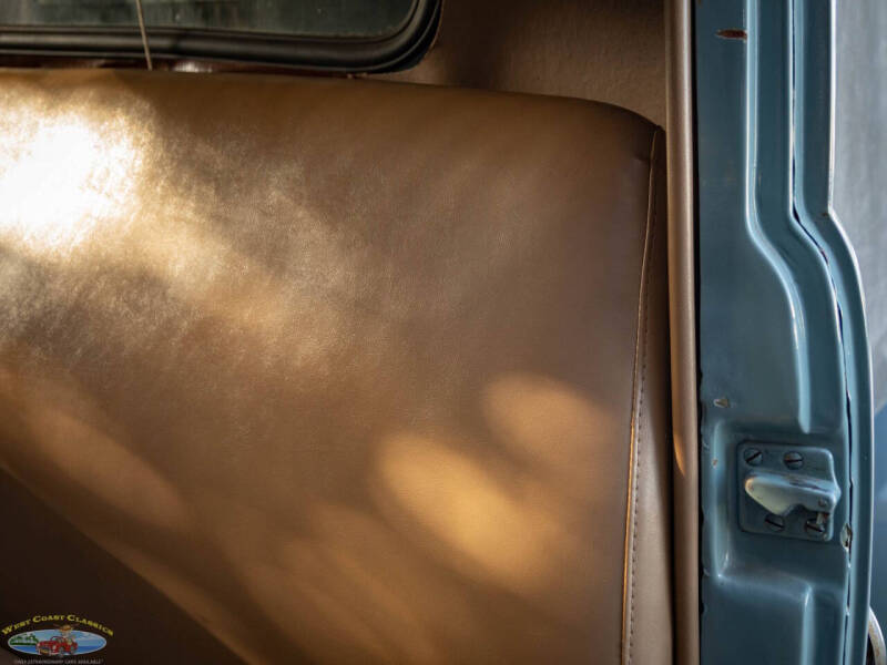 1948 Studebaker M15A 1 1/2 Ton Pick Up