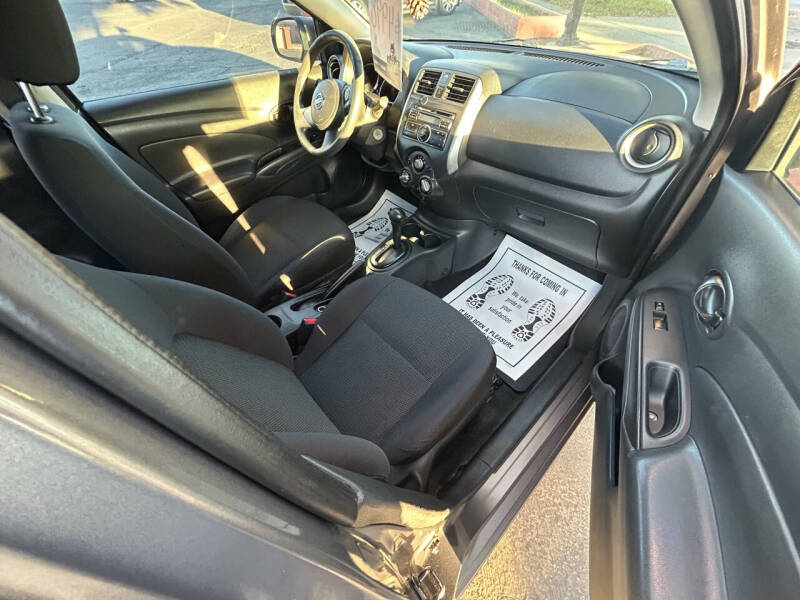 2012 Nissan Versa 1.6 S