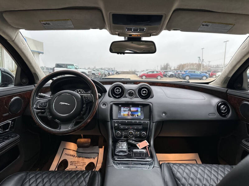 2016 Jaguar XJL Portfolio