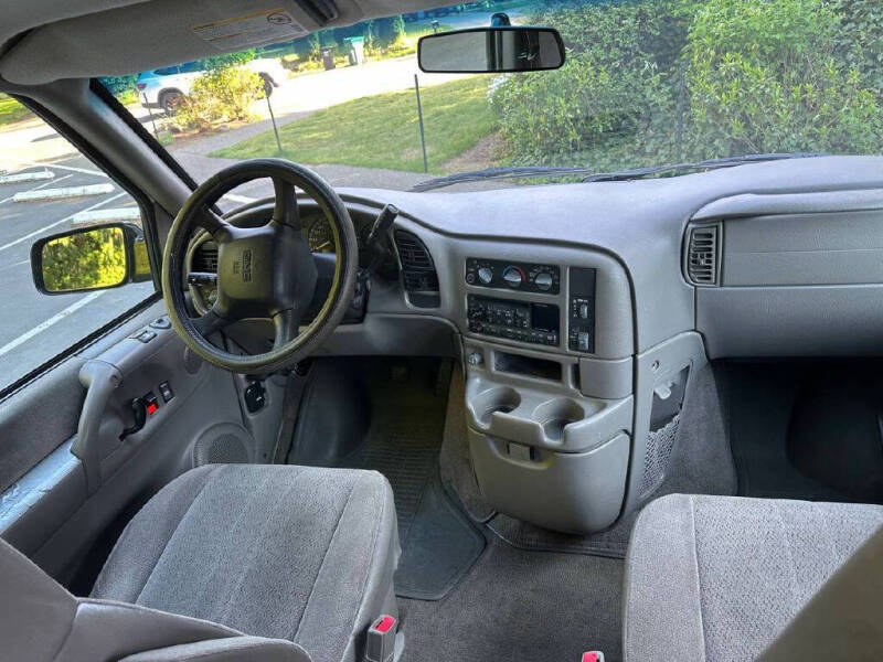 2004 GMC Safari