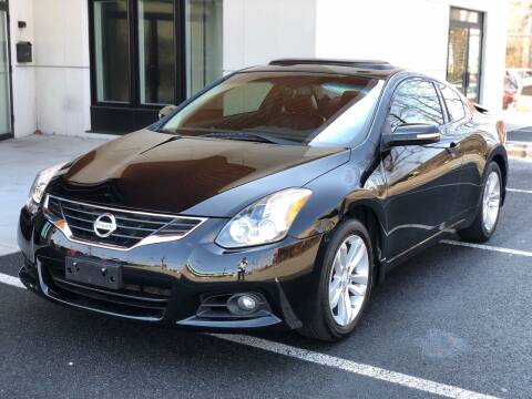 2012 Nissan Altima for sale at MAGIC AUTO SALES in Little Ferry NJ