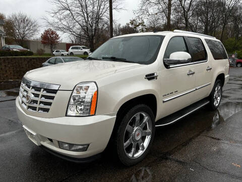 2013 Cadillac Escalade ESV for sale at Borderline Auto Sales in Milford OH