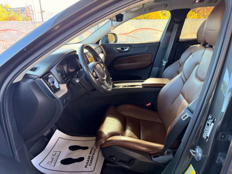 2018 Volvo XC60 T6 Inscription