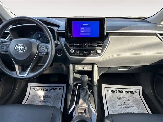2023 Toyota Corolla Cross XLE